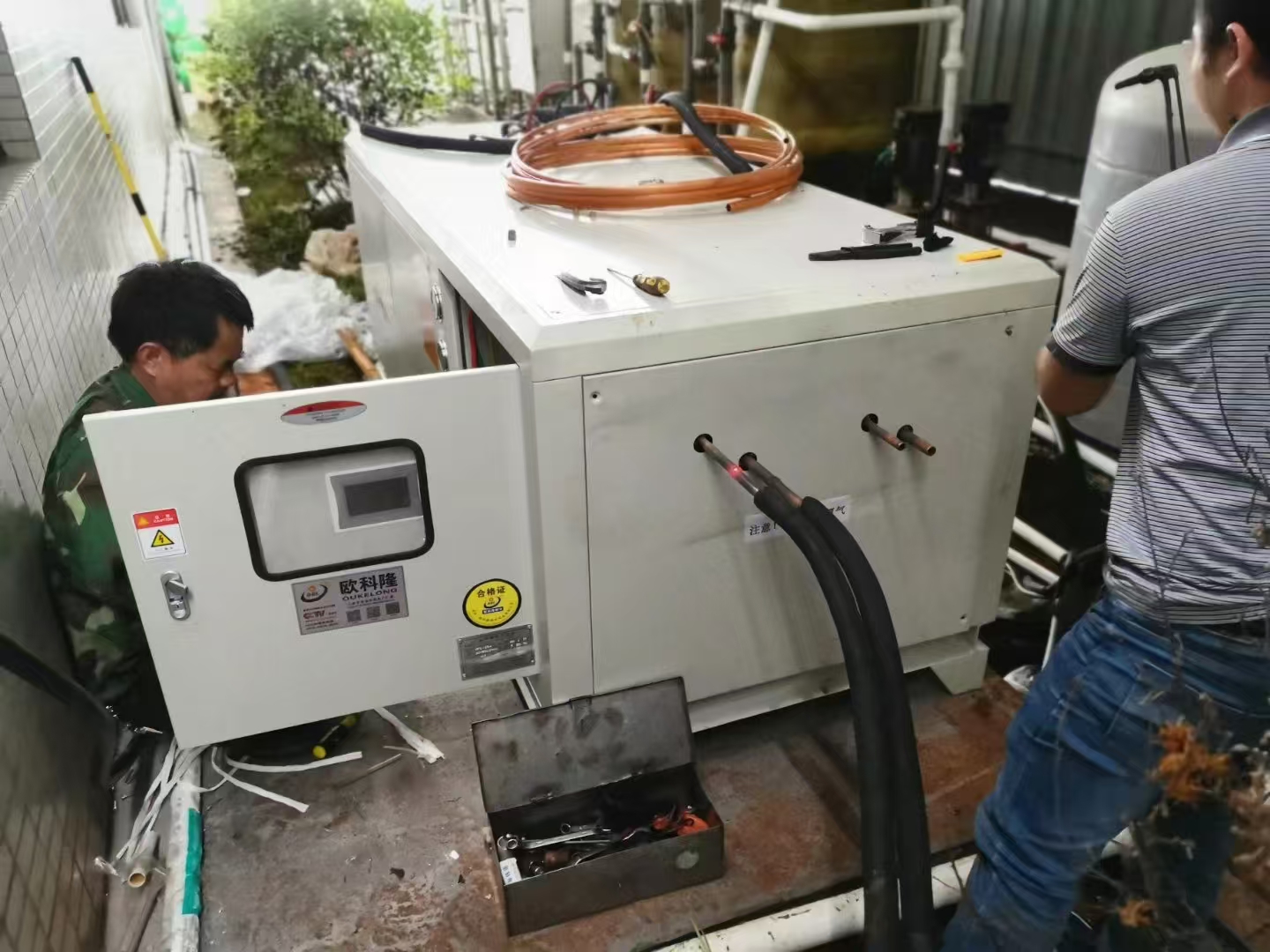 實(shí)驗(yàn)室用分體式冷水機(jī)